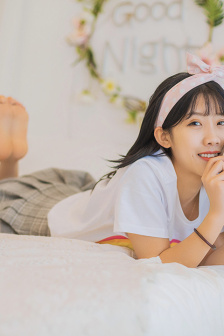 女式开襟睡衣裙子做双人运动